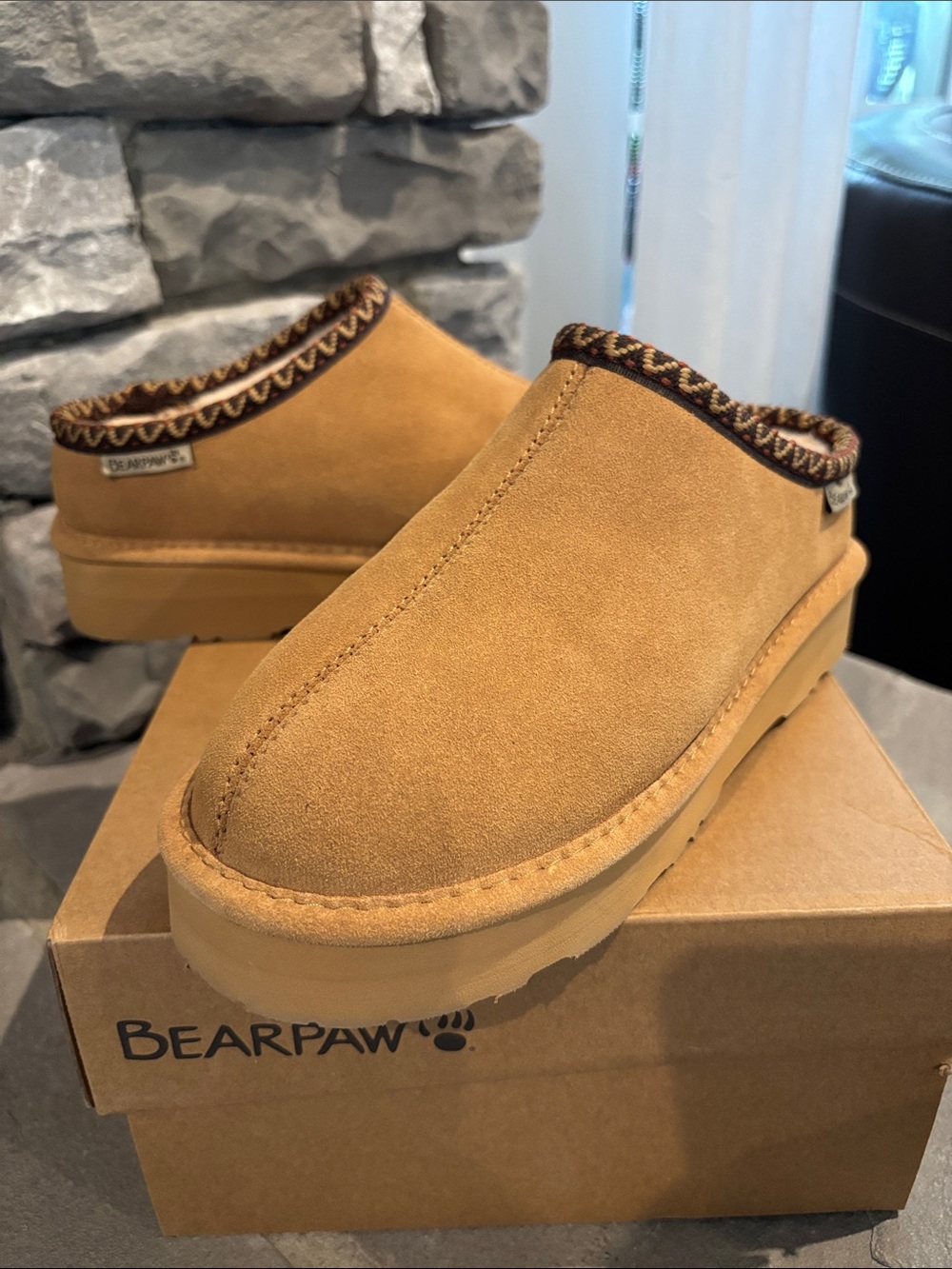 Bearpaw Martis Iced Coffee,cow suede upper,wool blend lined,bear coat treated